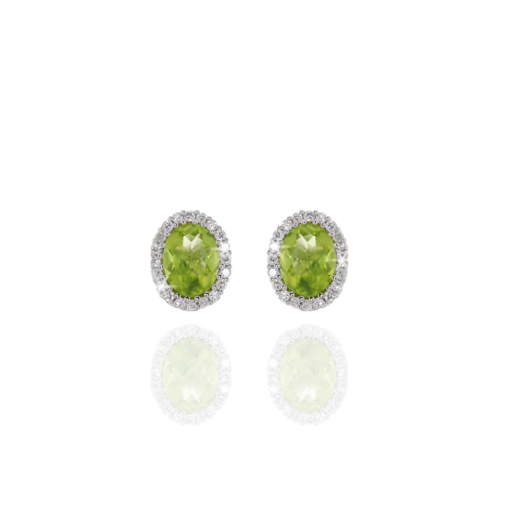 Brillante Peridot-Ohrstecker – 590er Weißgold mit Brillant-Halo