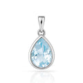 Anhänger „Arctic Sky Serenity“ – Sky Blue Topas aus rhodiniertem 925er Silber