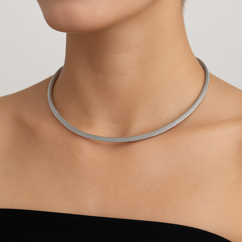 Collier „Silver Moon Mesh“ – Rhodiniert aus 925 Sterling Silber