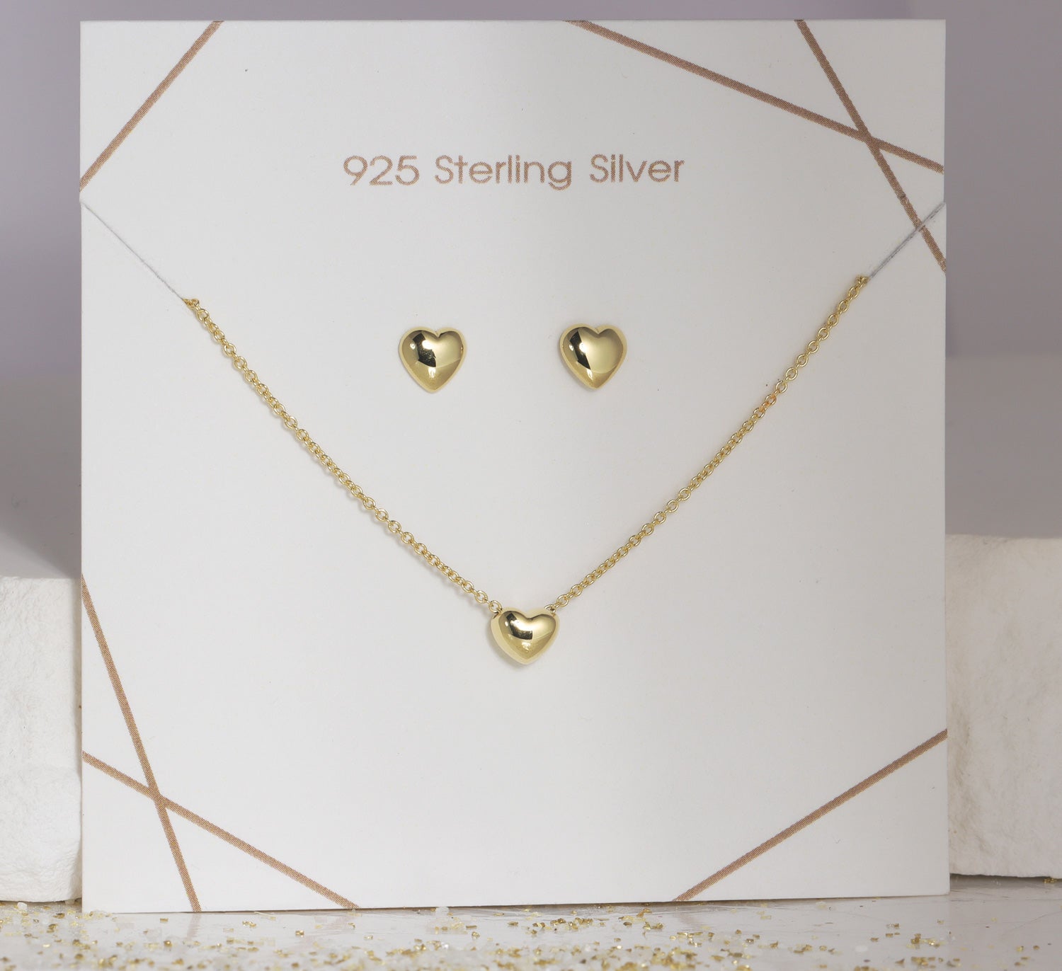 Set „Goldene Herzenswärme“ – Puristisches Collier & Ohrstecker (vergoldet)